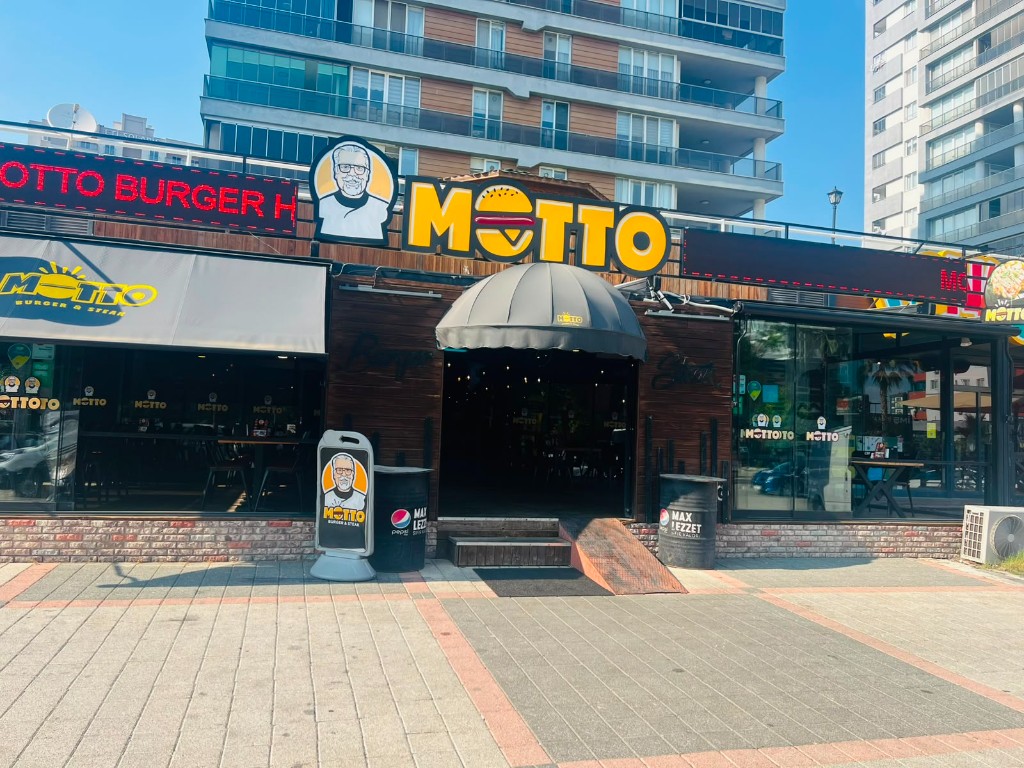 Motto Burger & Steak