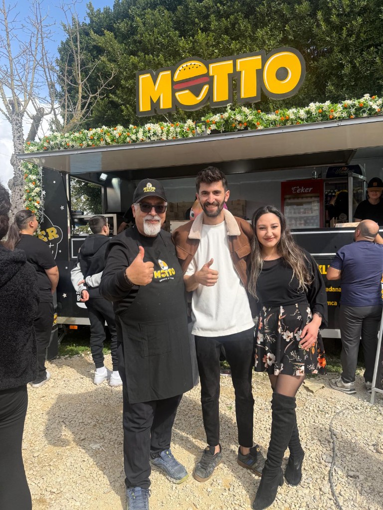 Motto Burger &amp; Steak görsel 2